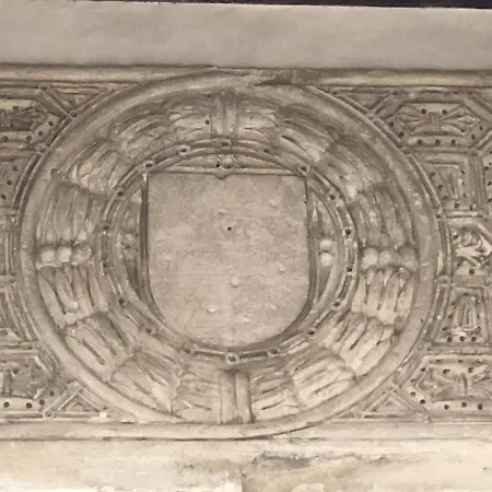 El Encanto De Alfileritos * Toledo
